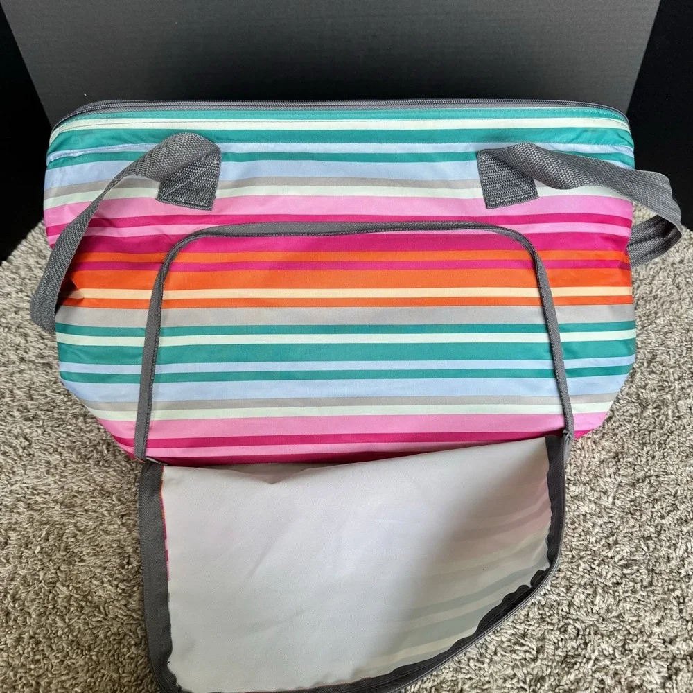 Thirty-One 31 Family Picnic Thermal Lollipop Stripe Large Thermal Tote Handles